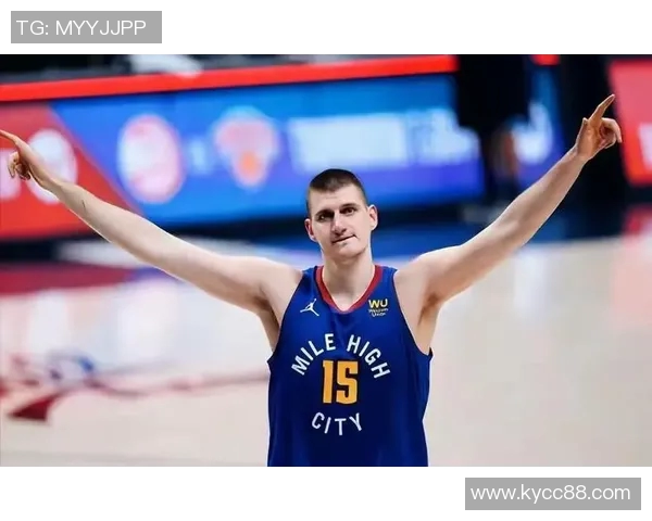 杨瀚森弧顶巧妙策应约基奇式助攻助队友轻松上篮