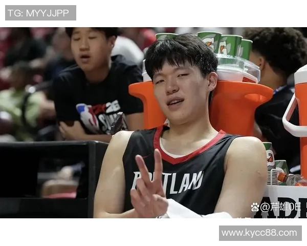 美媒评论杨瀚森受欢迎程度前所未见球场表现与人气成反差