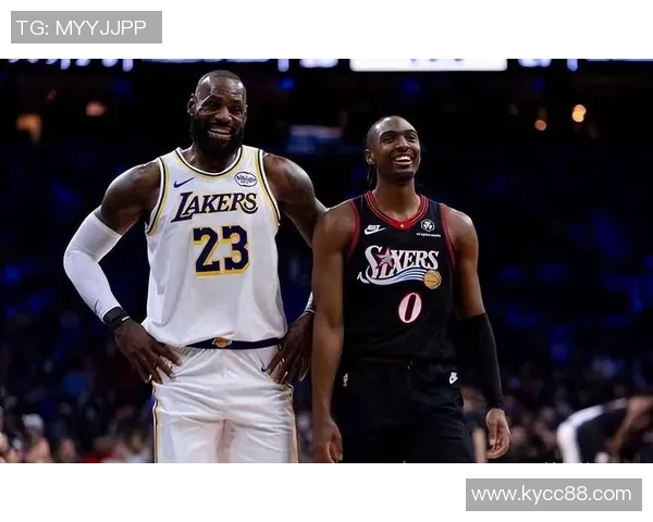 詹姆斯转发马克西生涯新高54分与9助攻的精彩表现引发热议 詹姆斯转发马克西生涯新高54分与9助攻的精彩表现引发热议