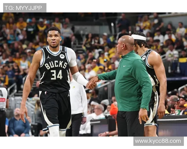 雄鹿队积极补强但未见实质进展引发关注与讨论